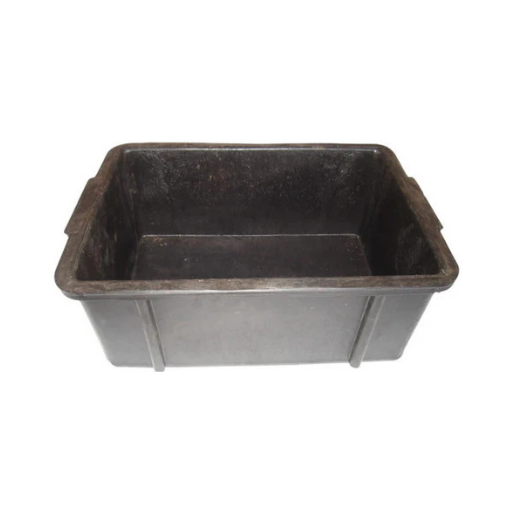 Heavy duty plastic horse feed tray 50 x 35cm for stable and yard feeding