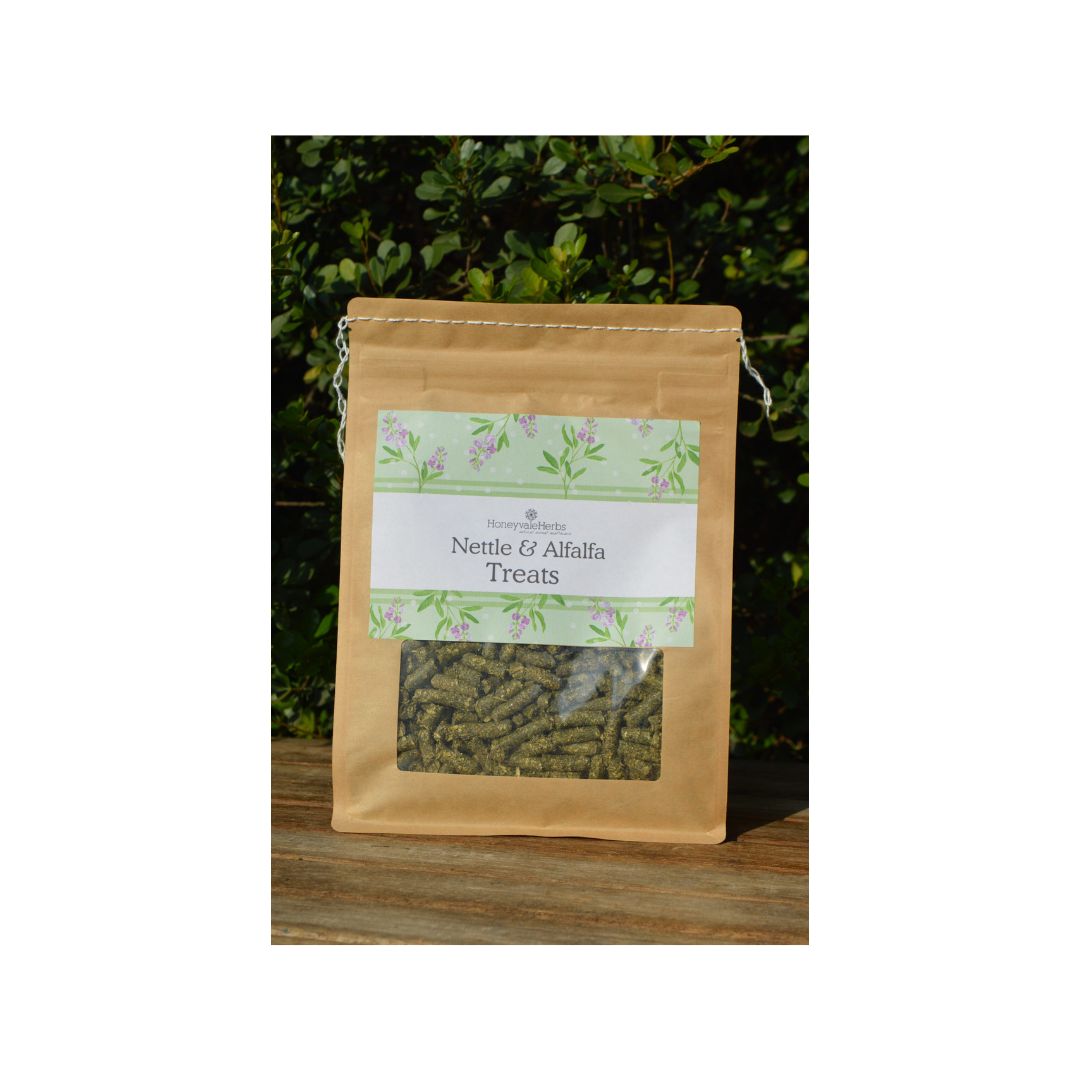 Honeyvale Herbs Nettle & Alfalfa Treats 500g