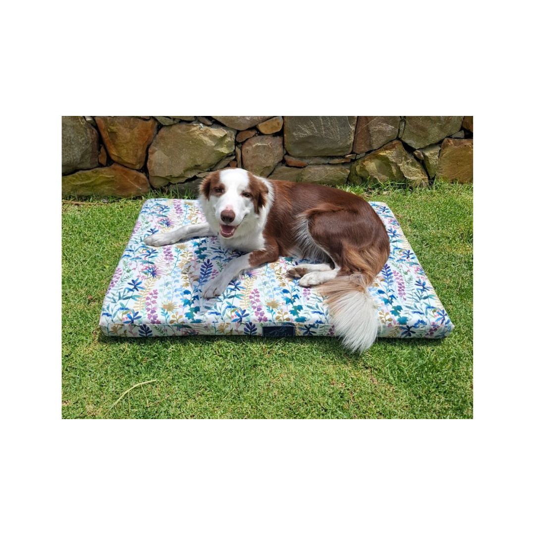 Rugged-Up Flat Dog Bed